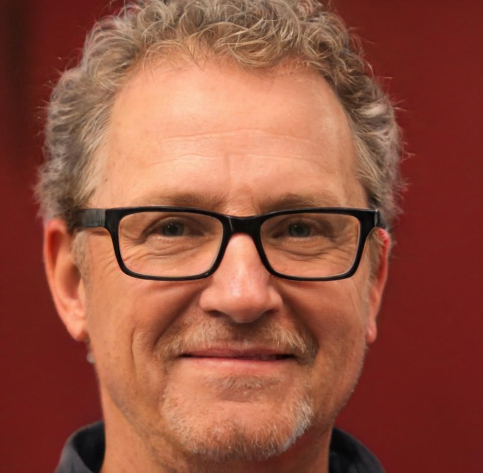 Oisín Fitzwilliam, Financial Education Coordinator